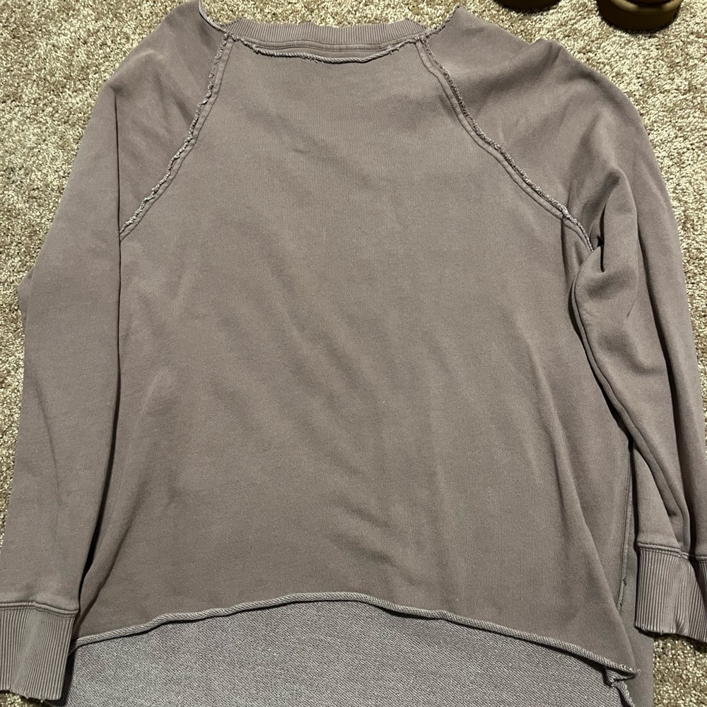 Cropped crew neck